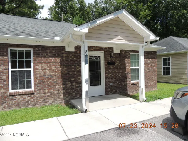 $1,025 | 130 Miracle Drive, Unit 2, Jacksonville, NC 28546