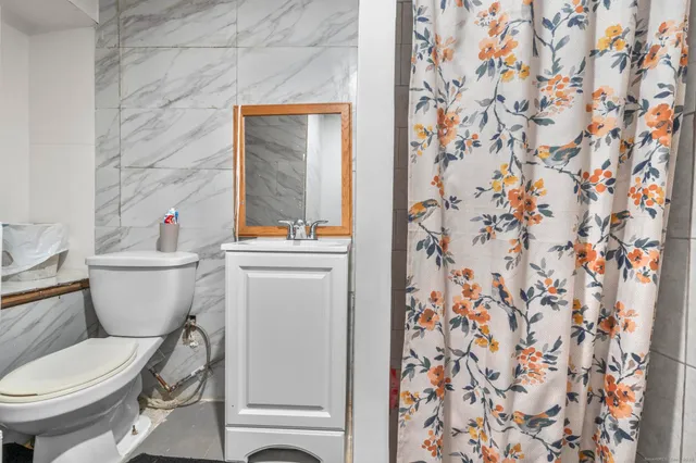 $399,990 | 212 Denver Avenue, Bridgeport, CT 06605