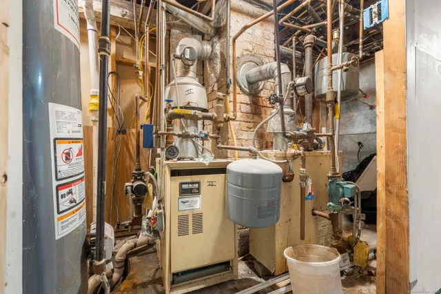 $399,990 | 212 Denver Avenue, Bridgeport, CT 06605