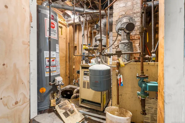 $399,990 | 212 Denver Avenue, Bridgeport, CT 06605