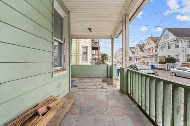 $399,990 | 212 Denver Avenue, Bridgeport, CT 06605