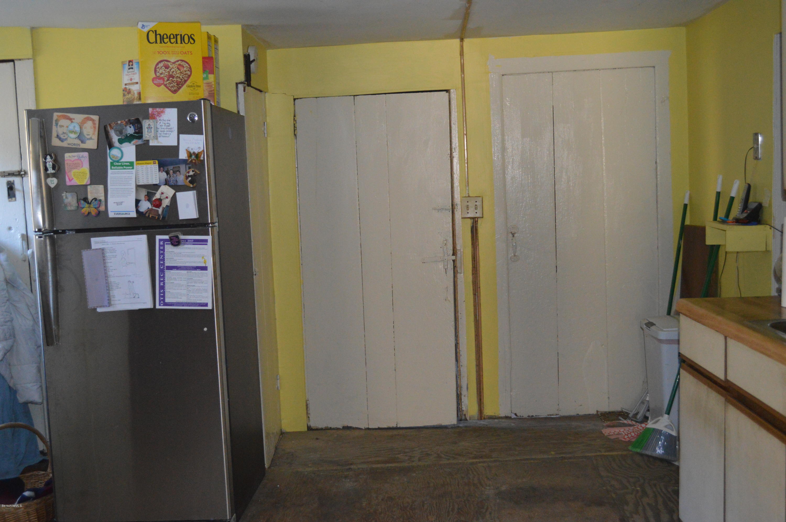 1892 North Main Road Otis, MA 01253 - Photo 9 of 19 a view of walk in closet