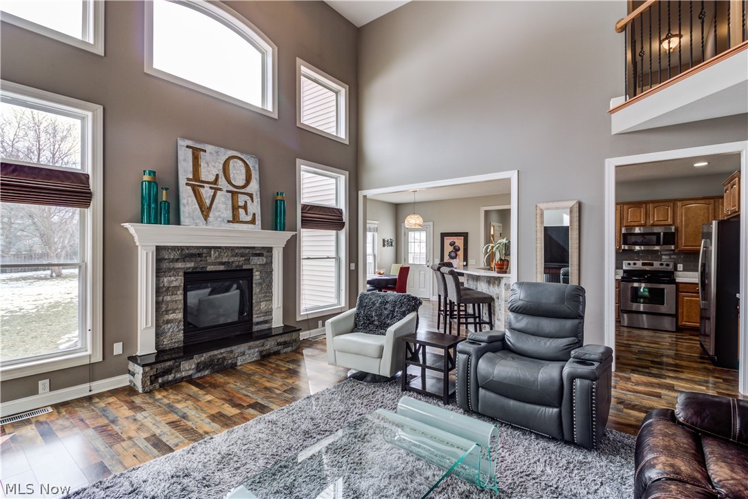 16449 Drake Road Strongsville, OH 44136 - Photo 9 of 35