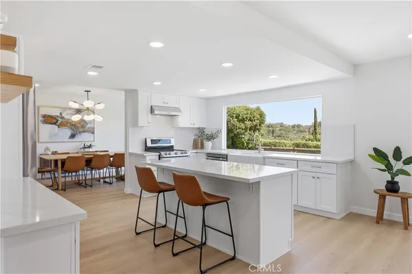 $2,050,000 | 23762 VÃa Porton, Mission Viejo, CA 92691