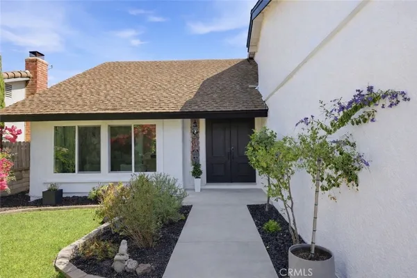 $2,050,000 | 23762 VÃa Porton, Mission Viejo, CA 92691