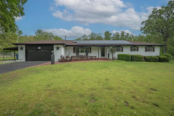 $410,000 | 3219 Moorhead Drive, Joplin, MO 64804