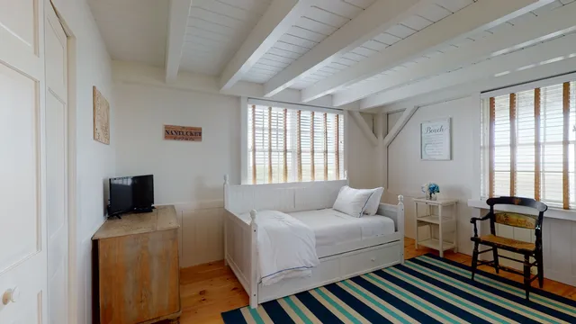 $1,950,000 | 16 Sheep Pond Road, Nantucket, MA 02554