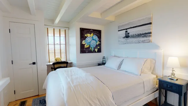 $1,950,000 | 16 Sheep Pond Road, Nantucket, MA 02554