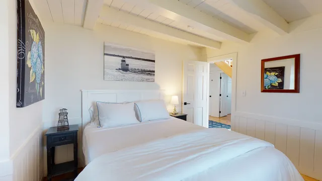 $1,950,000 | 16 Sheep Pond Road, Nantucket, MA 02554