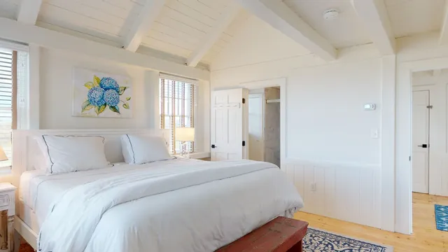 $1,950,000 | 16 Sheep Pond Road, Nantucket, MA 02554