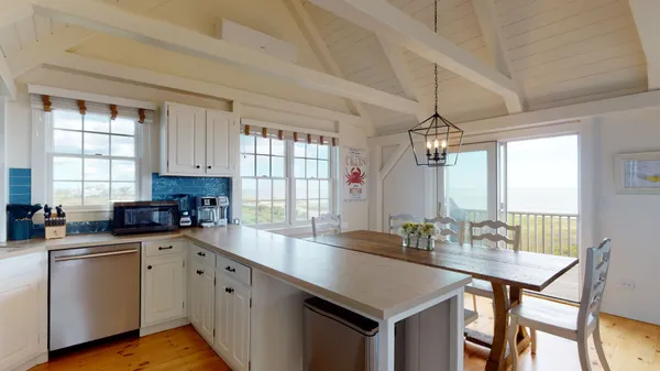 $1,800,000 | 16 Sheep Pond Road, Nantucket, MA 02554