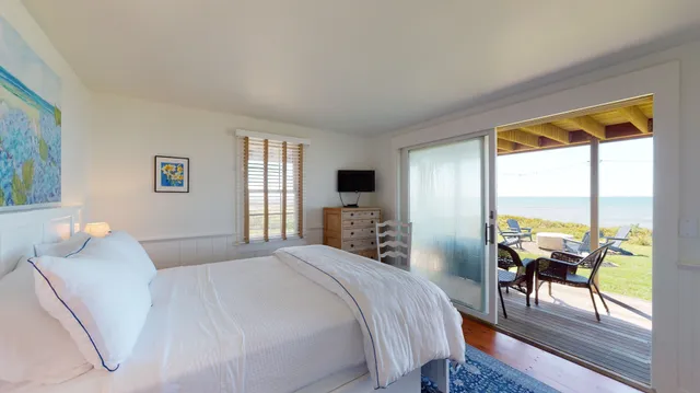 $1,950,000 | 16 Sheep Pond Road, Nantucket, MA 02554