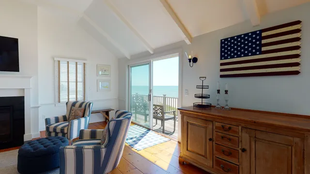 $1,950,000 | 16 Sheep Pond Road, Nantucket, MA 02554