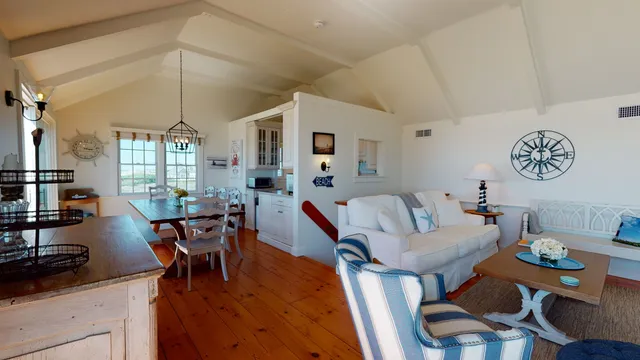 $1,950,000 | 16 Sheep Pond Road, Nantucket, MA 02554