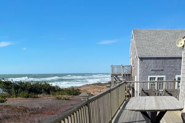 $1,800,000 | 16 Sheep Pond Road, Nantucket, MA 02554