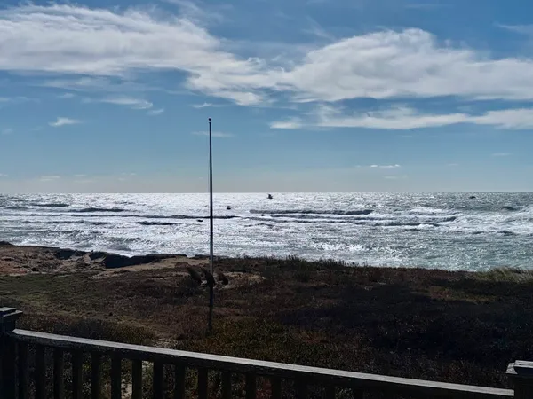 $1,800,000 | 16 Sheep Pond Road, Nantucket, MA 02554