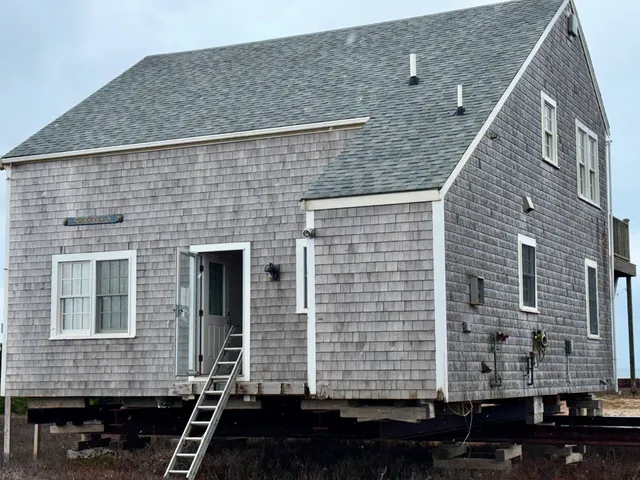 $1,950,000 | 16 Sheep Pond Road, Nantucket, MA 02554