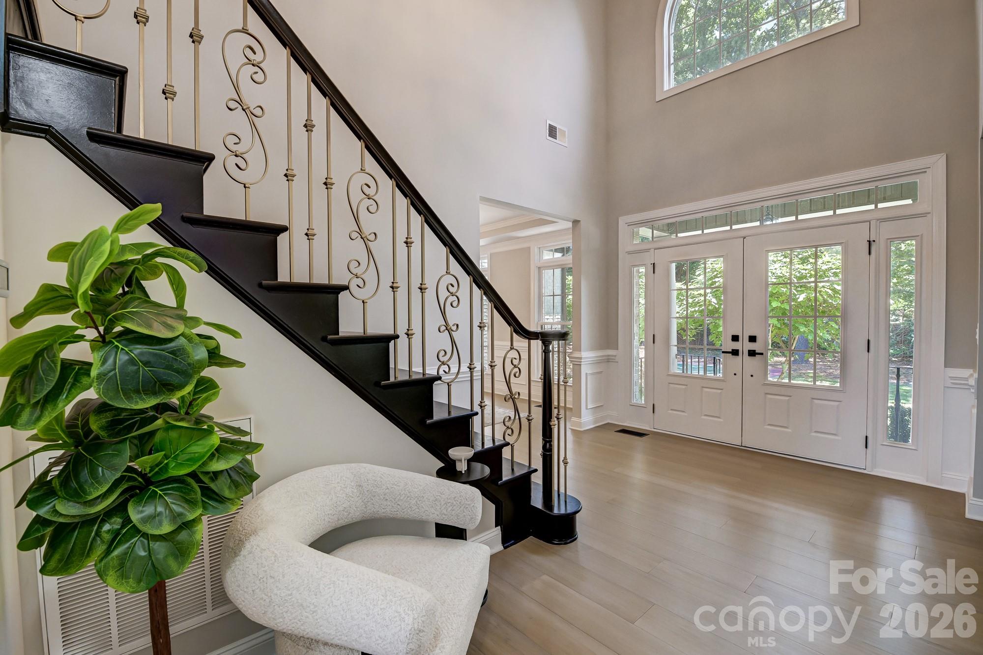 8707 Fairview Road Charlotte, NC 28211 - Photo 6 of 27