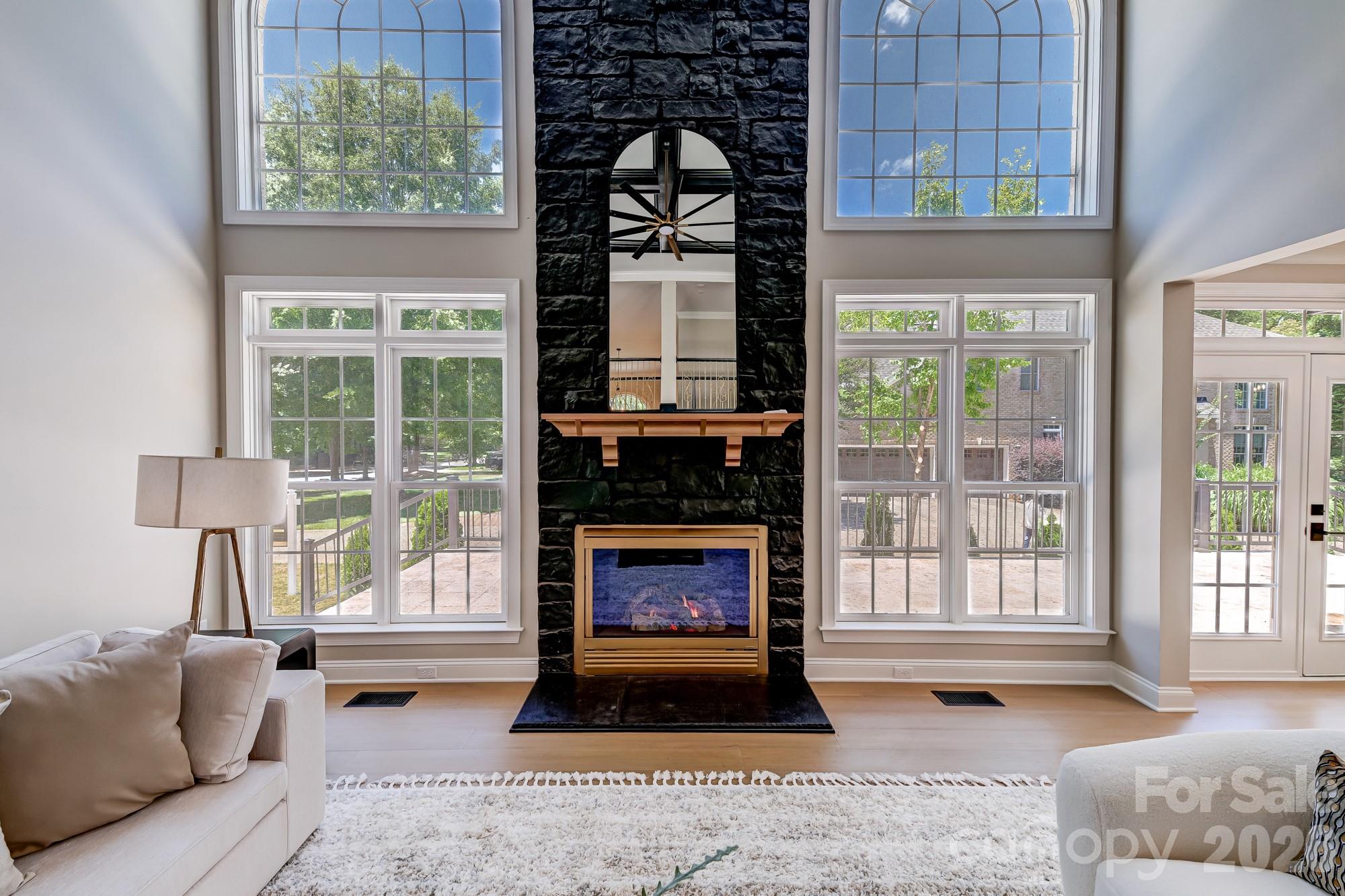 8707 Fairview Road Charlotte, NC 28211 - Photo 9 of 27