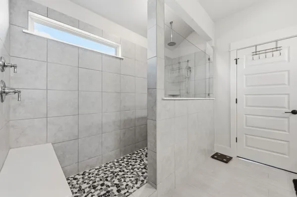 $439,500 | 425 Purple Heart Drive, Buda, TX 78610