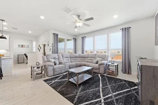 $439,500 | 425 Purple Heart Drive, Buda, TX 78610