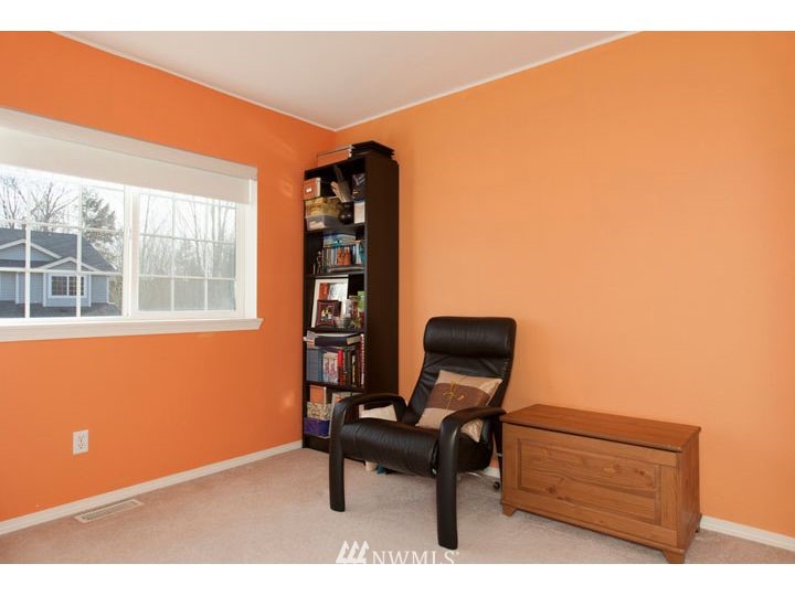 17505 110 Lane Southeast, Unit 30 Renton, WA 98055 - Photo 18 of 25