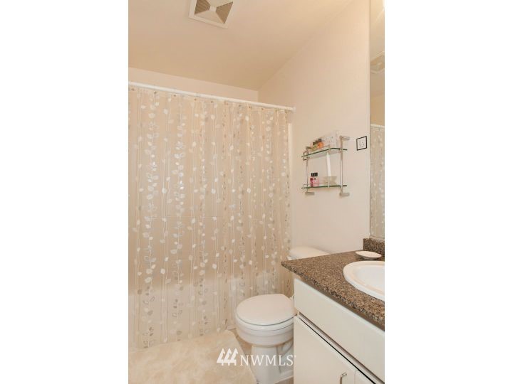 17505 110 Lane Southeast, Unit 30 Renton, WA 98055 - Photo 20 of 25