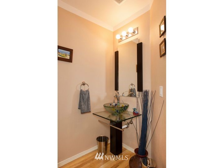 17505 110 Lane Southeast, Unit 30 Renton, WA 98055 - Photo 10 of 25