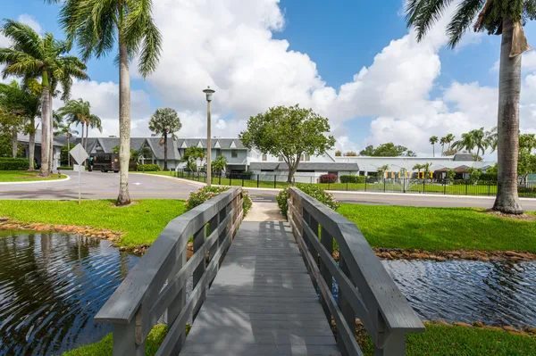 $3,000 | 14475 Strathmore Lane, Unit 602, Delray Beach, FL 33446