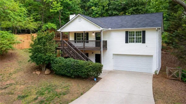 $372,500 | 6020 Lakeside Court, Gainesville, GA 30506