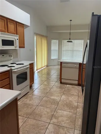$1,975 | 5630 Belle Terre Drive, Leesburg, FL 34748