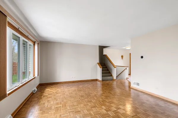 $400,000 | 218 Mastodon Drive, Ingleside, IL 60041