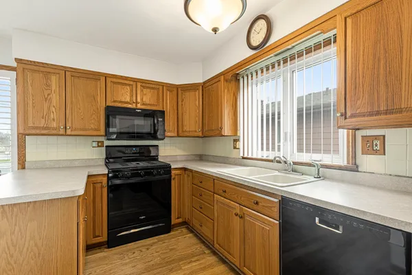 $400,000 | 218 Mastodon Drive, Ingleside, IL 60041
