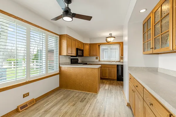 $400,000 | 218 Mastodon Drive, Ingleside, IL 60041