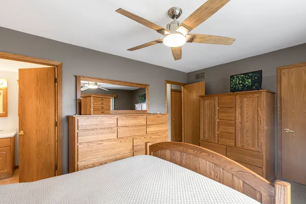 $400,000 | 218 Mastodon Drive, Ingleside, IL 60041