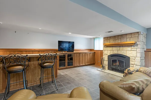 $400,000 | 218 Mastodon Drive, Ingleside, IL 60041