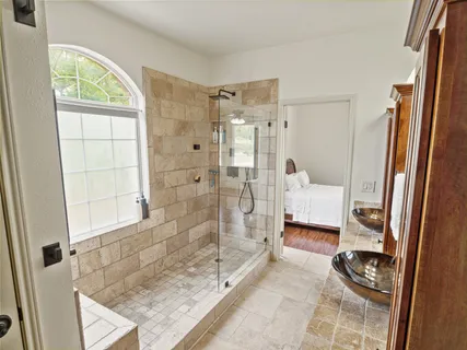 $925,500 | 1710 Lakeway Boulevard, Lakeway, TX 78734