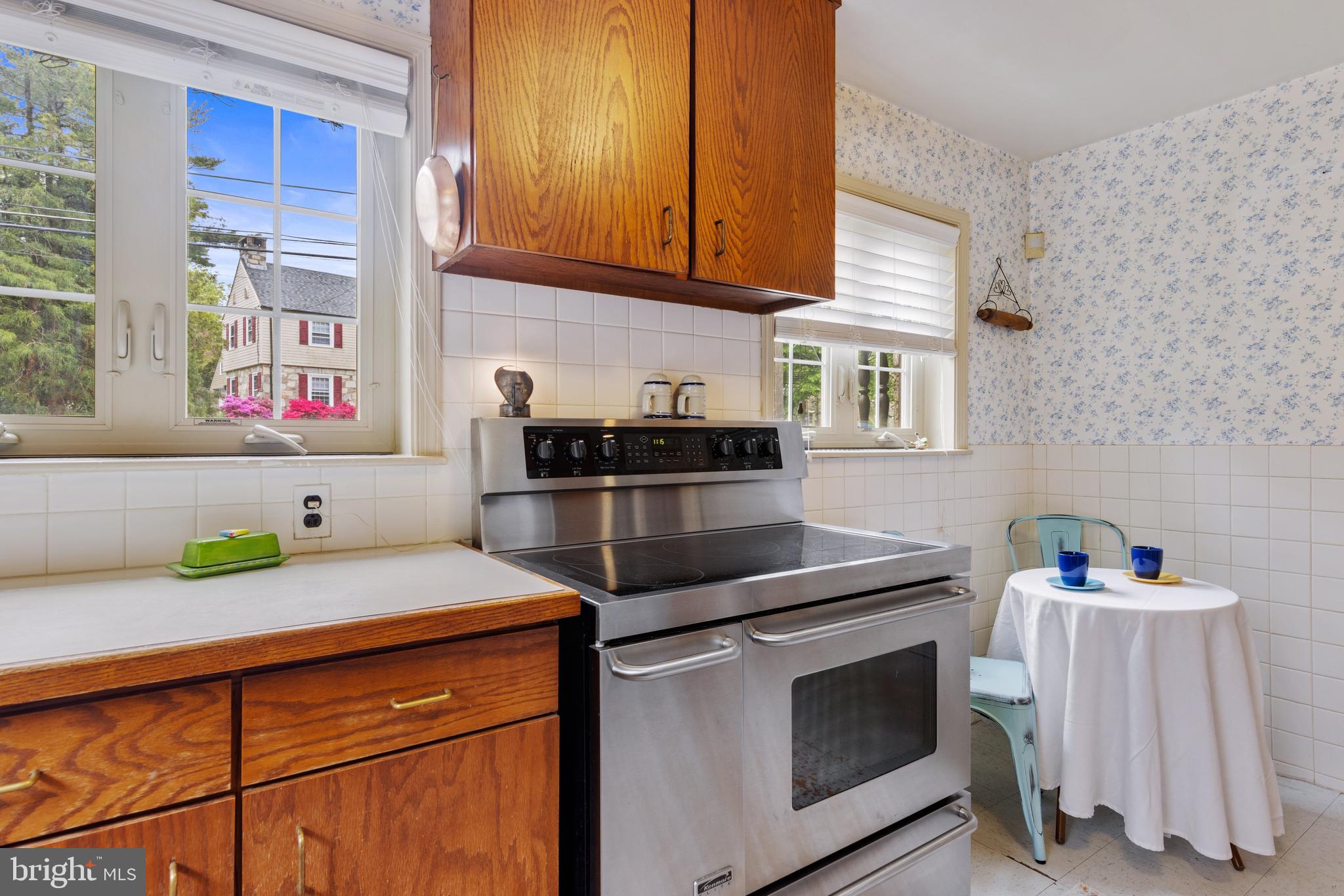 343 Hewett Road Wyncote, PA 19095 - Photo 23 of 66