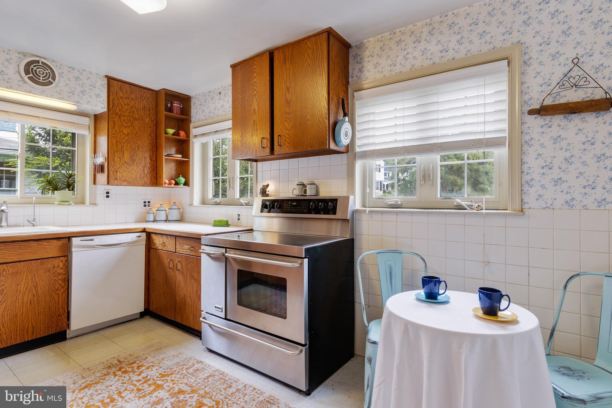 343 Hewett Road Wyncote, PA 19095 - Photo 24 of 66