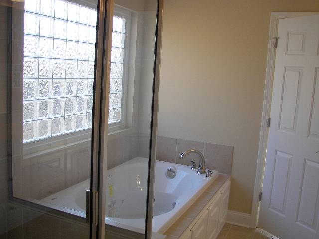 409 Park Ridge Circle Greer, SC 29651 - Photo 8 of 9 Gallery Image 8