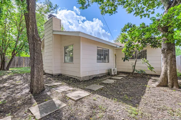 $1,650 | 4315 Summer Sun Lane, San Antonio, TX 78217