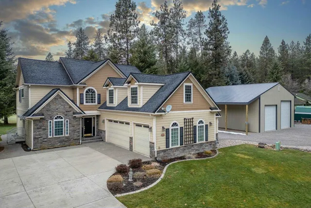 $935,000 | 116 West Trappers Loop, Chewelah, WA 99109