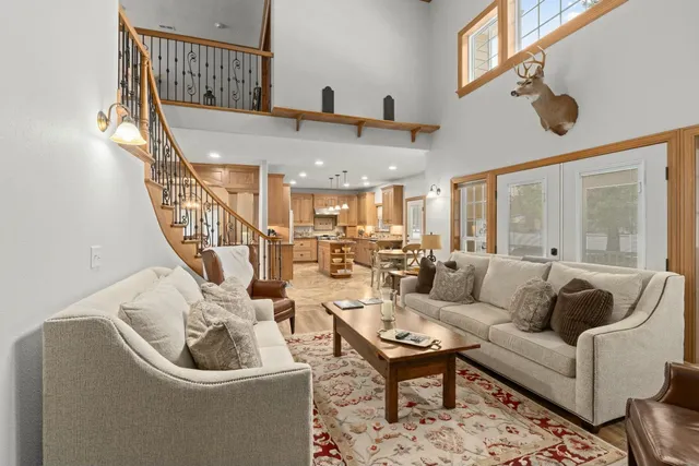 $935,000 | 116 West Trappers Loop, Chewelah, WA 99109