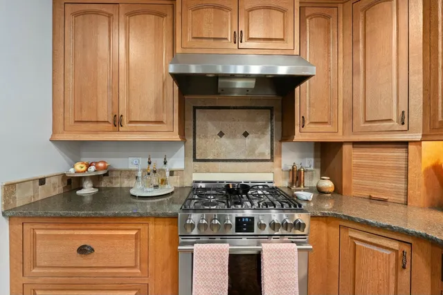 $935,000 | 116 West Trappers Loop, Chewelah, WA 99109