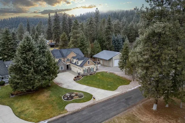 $935,000 | 116 West Trappers Loop, Chewelah, WA 99109