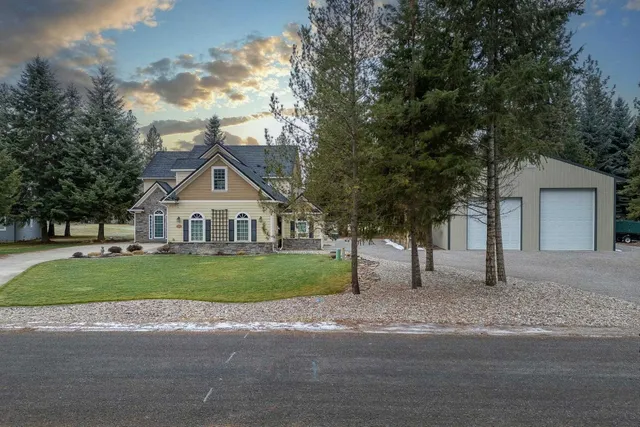 $935,000 | 116 West Trappers Loop, Chewelah, WA 99109