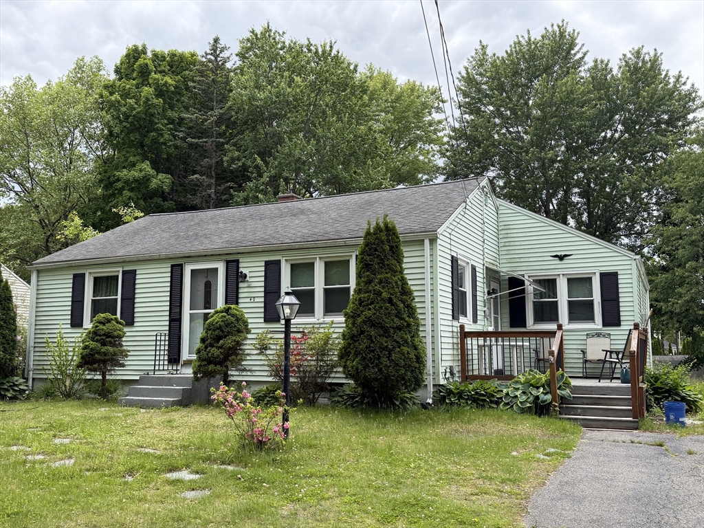 40 Aldrew Terrace Springfield, MA 01119 - Photo 2 of 12