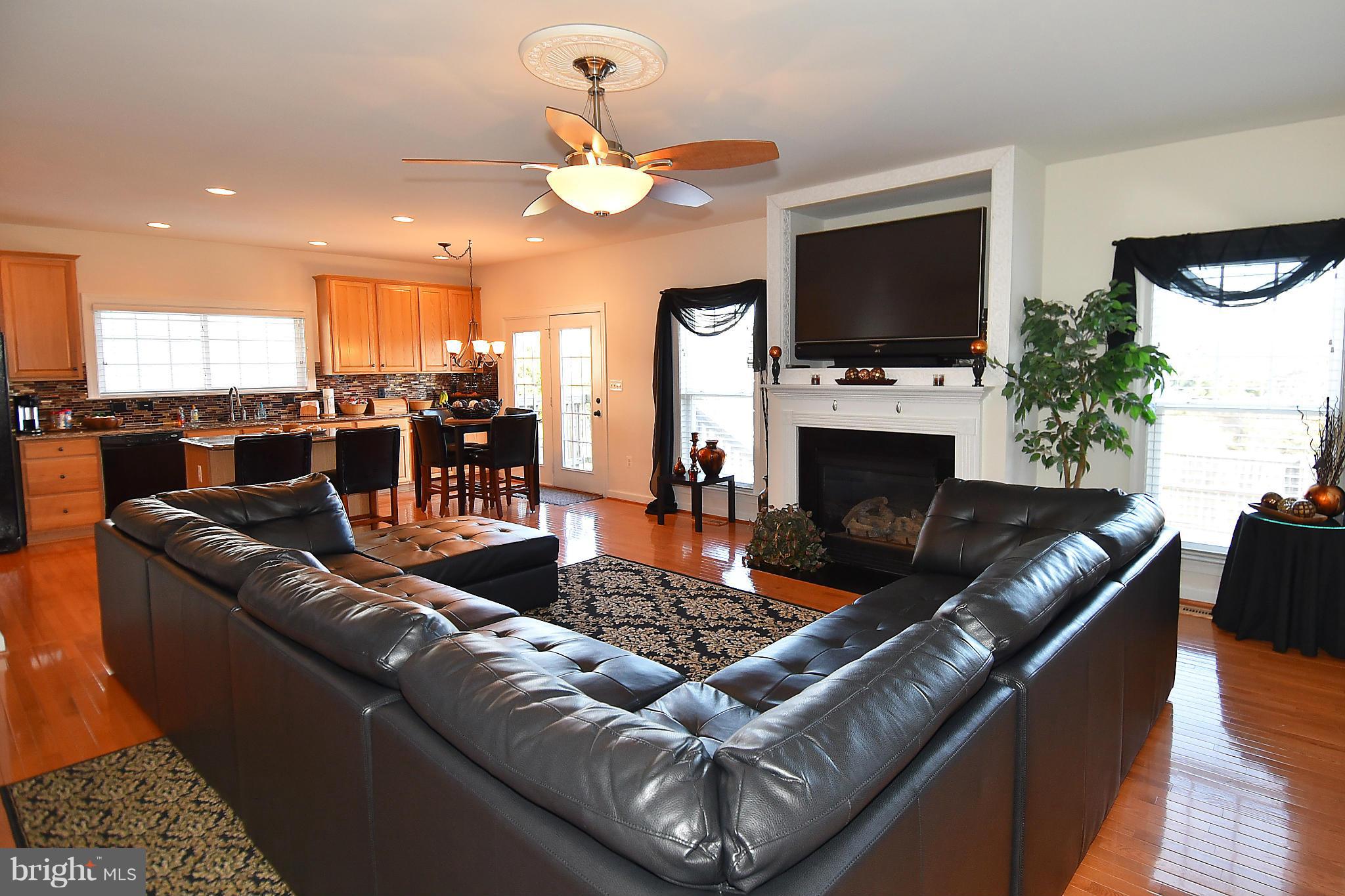 4125 Agency Loop Triangle, VA 22172 - Photo 30 of 30 Open Floor Plan