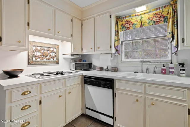 $308,000 | 5550 River Thames Road, Jackson, MS 39211