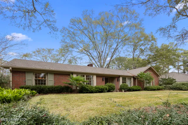 $308,000 | 5550 River Thames Road, Jackson, MS 39211